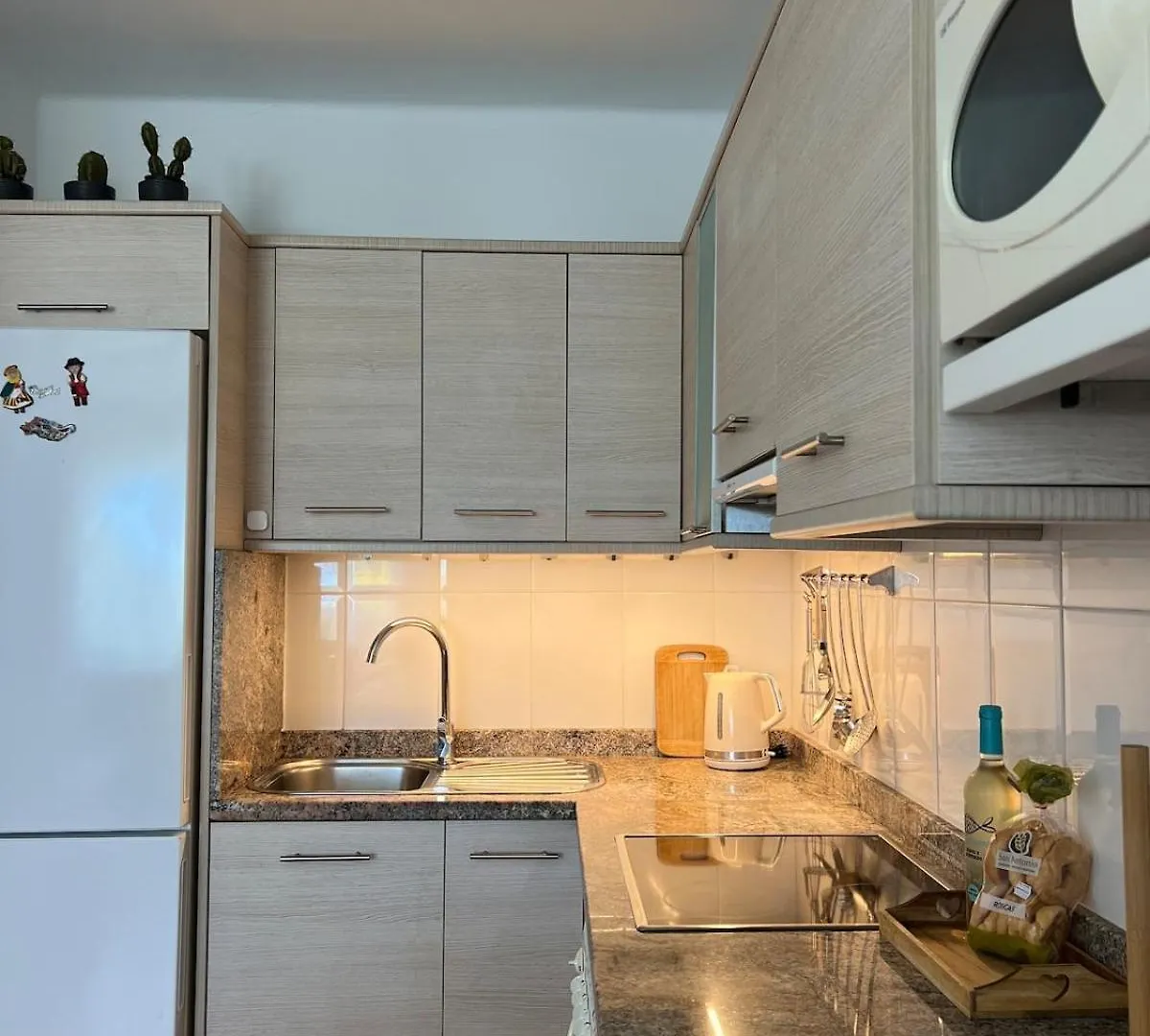 Lanzarote Beach House Puerto del Carmen  0*, Puerto del Carmen (Lanzarote) Španělsko